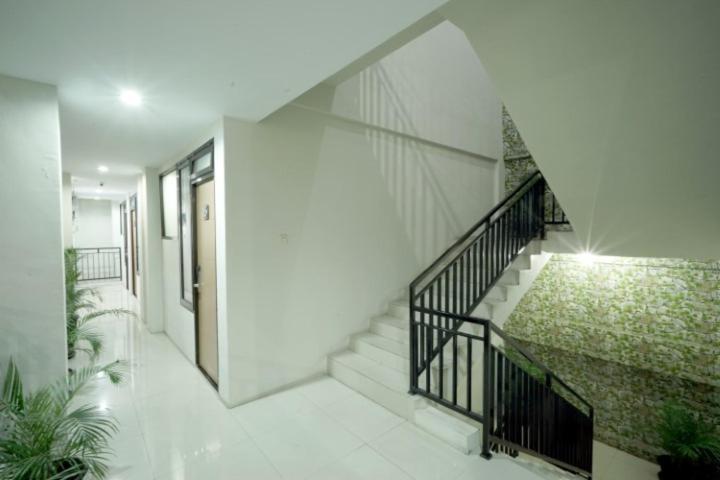 D'Paragon Seturan 3 Maguwo Exterior photo